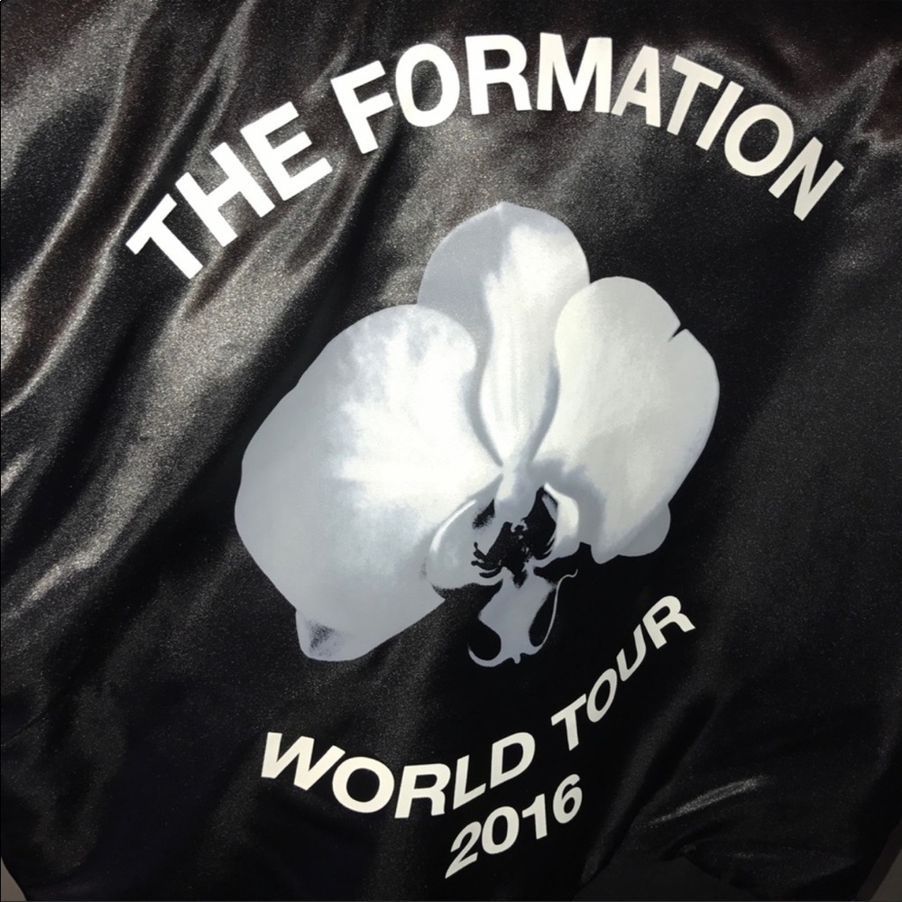 Beyoncé formation tour jacket